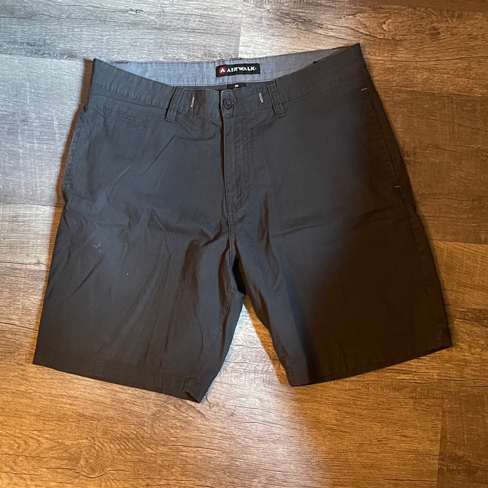 Airwalk Men's Black Flat Front Shorts